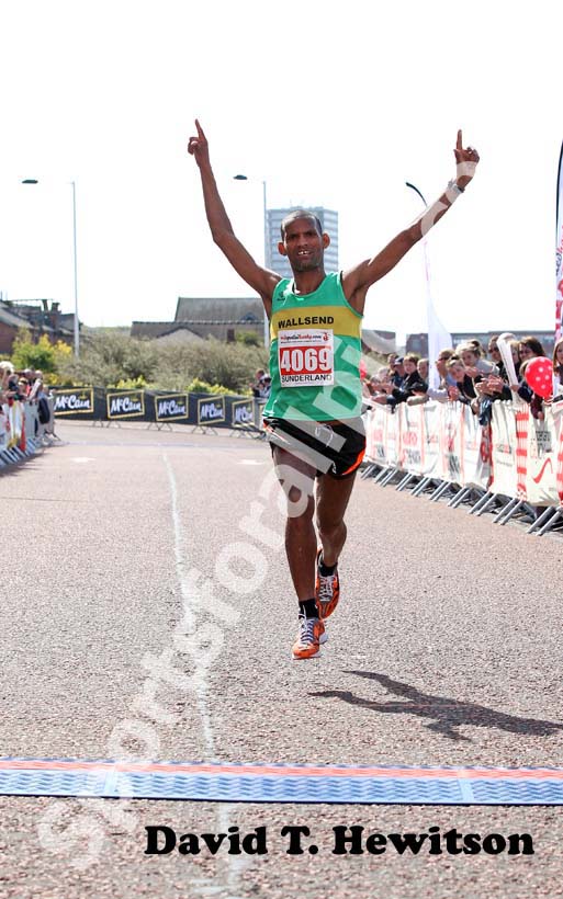 Yared Hagos wins of the Sunderland City 10k Road Race.